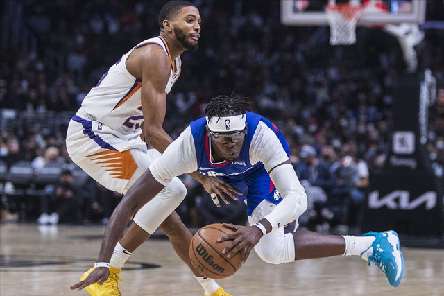 凯恩连续七场比赛得分超过爆冷,勇士不断突破!